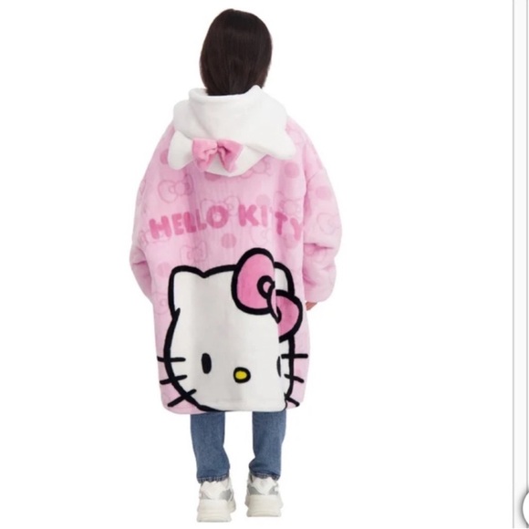 NWT Character Kids Youth Girls Fleece Lined Wayy Big Hoodie PINK HELLO KITTY - Picture 2 of 4